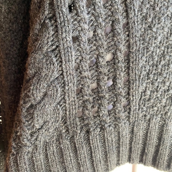 Vince charcoal cable knit crewneck sweater with open stitching. Size M - Picture 8 of 12